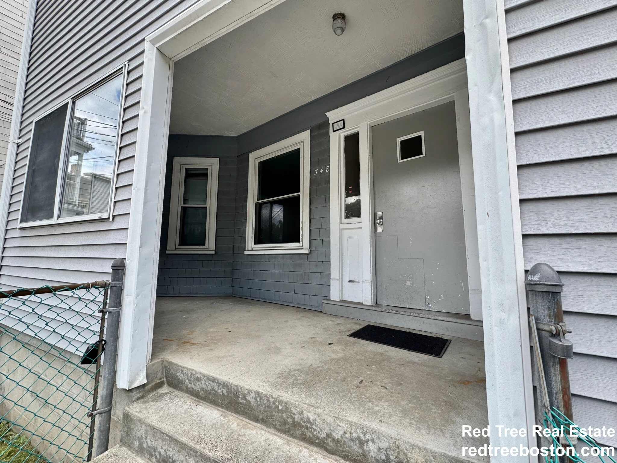 348 Faneuil St, Oak Square