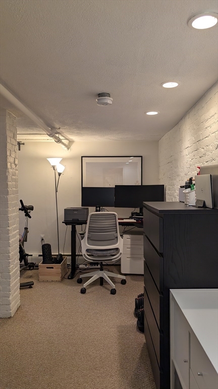 16 Shepard St, Neighborhood Nine