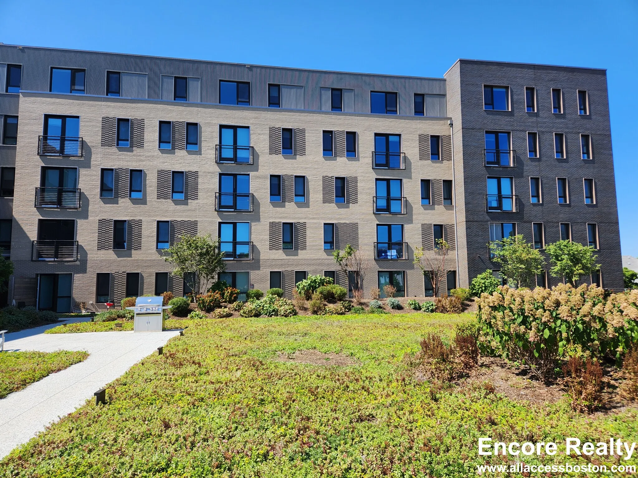 55 Brighton Ave, Allston