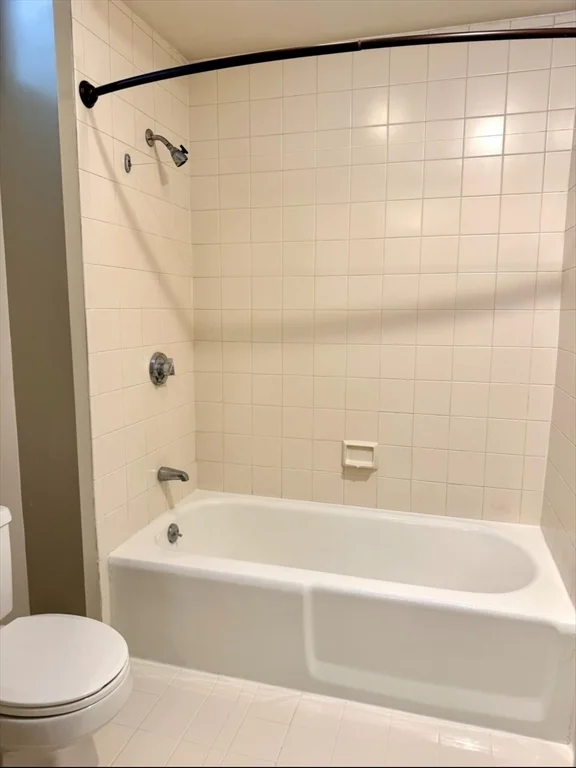 1 Seal Harbor Rd, Winthrop