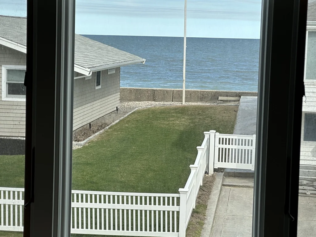 99 Bay Avenue (Weekly Summer Rent, Green Harbor