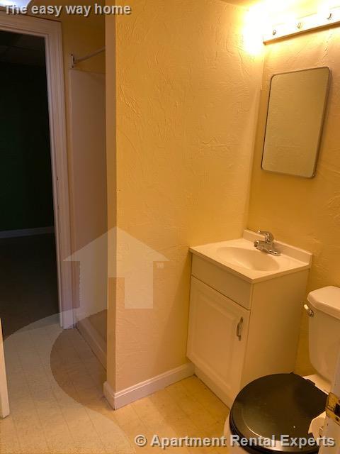 24 Florence St, Sullivan Square