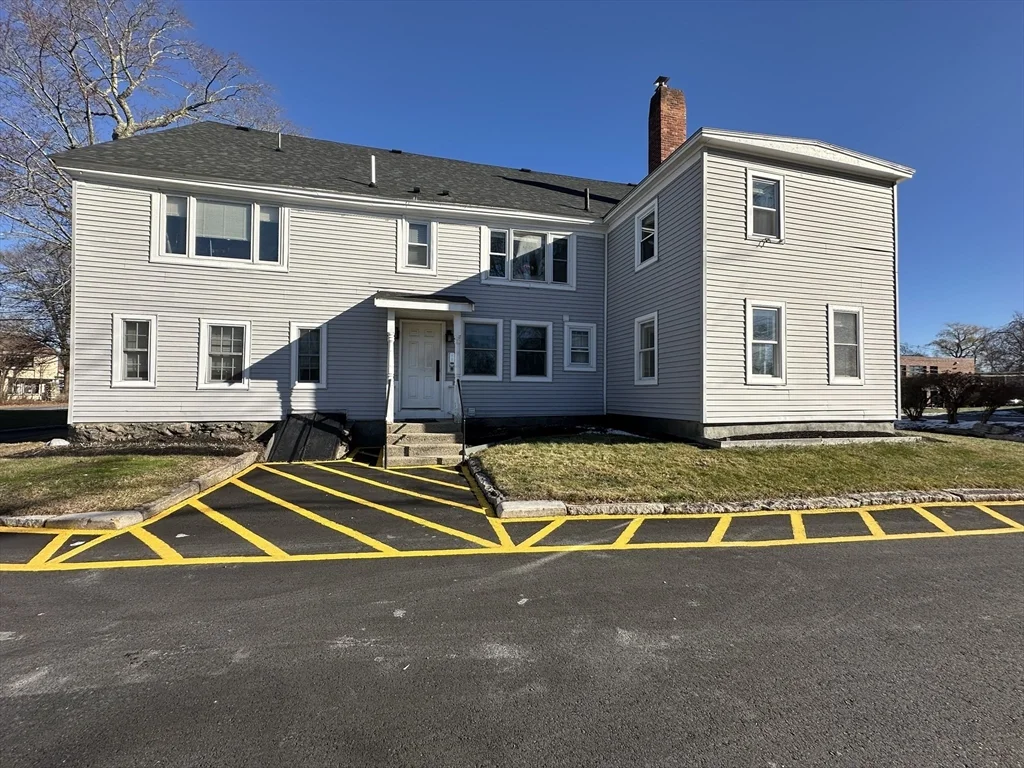 250 Walnut St, Framingham