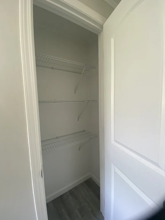 270 Sunderland, Worcester