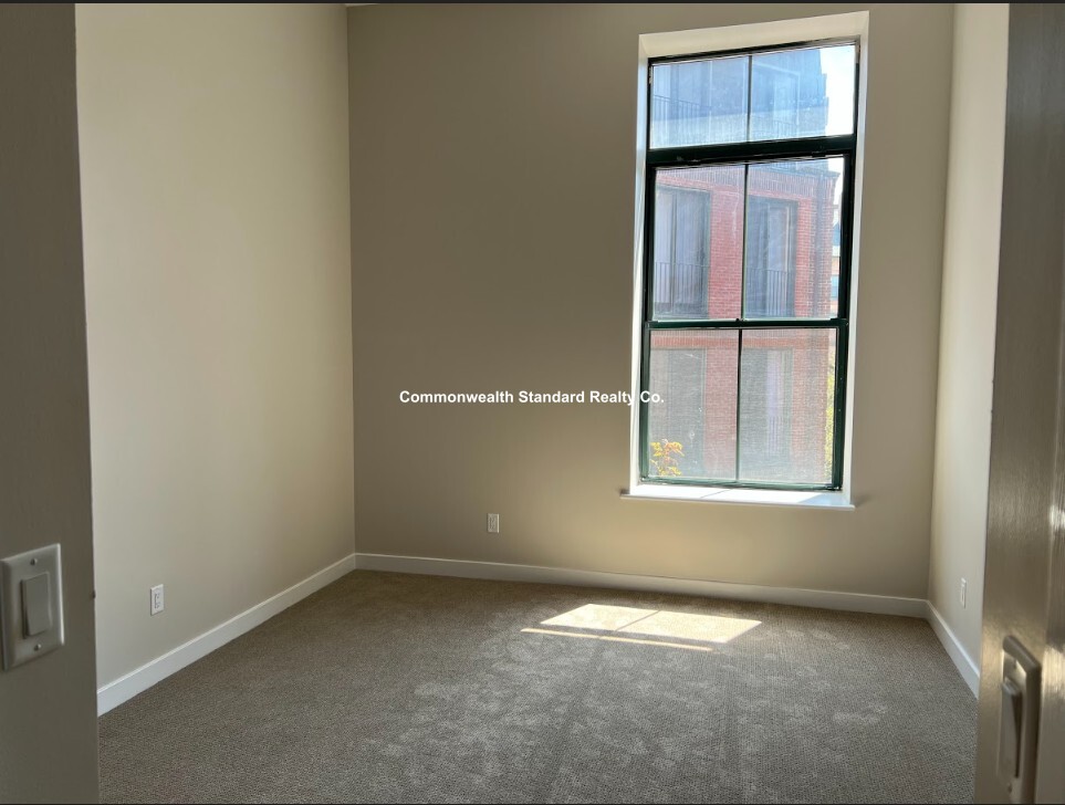 1661-1663 Washington St, South End