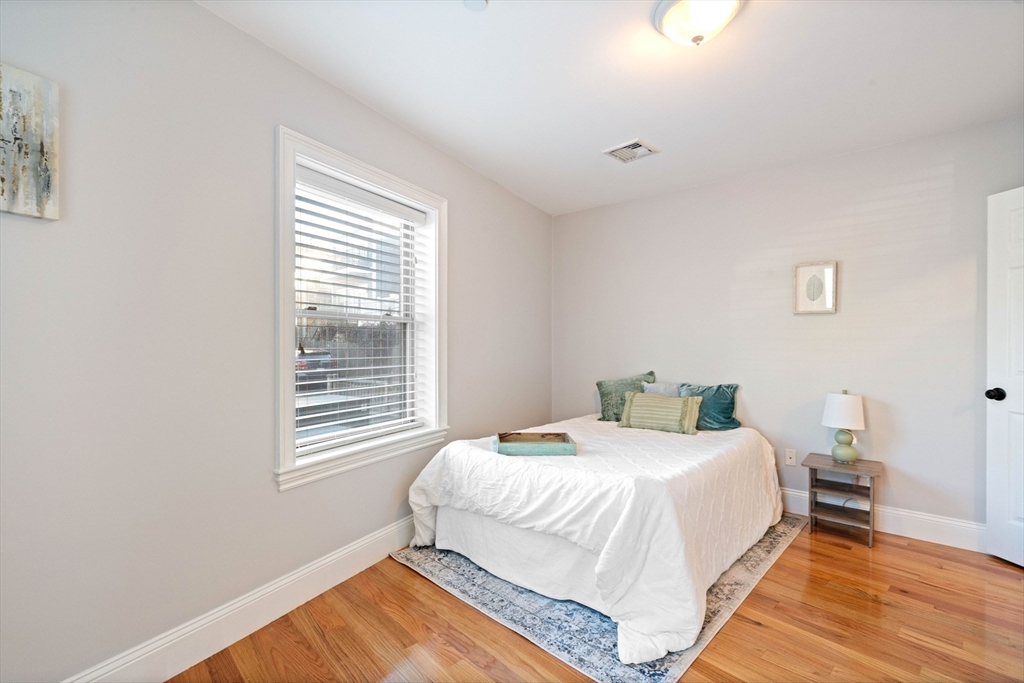 120 West 7th, South Boston