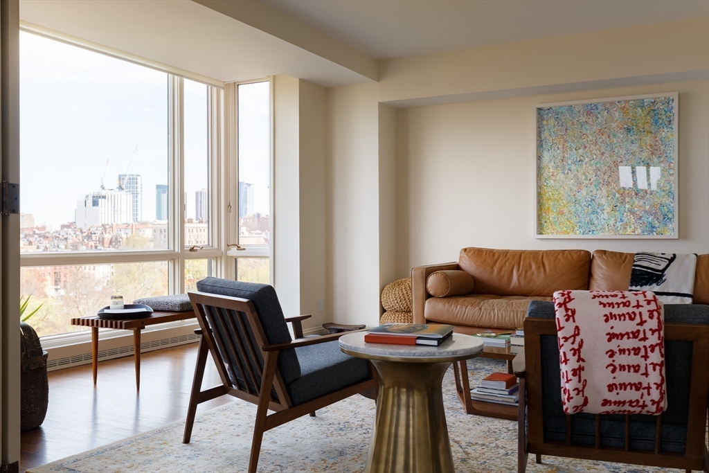 2 Commonwealth Ave, Back Bay