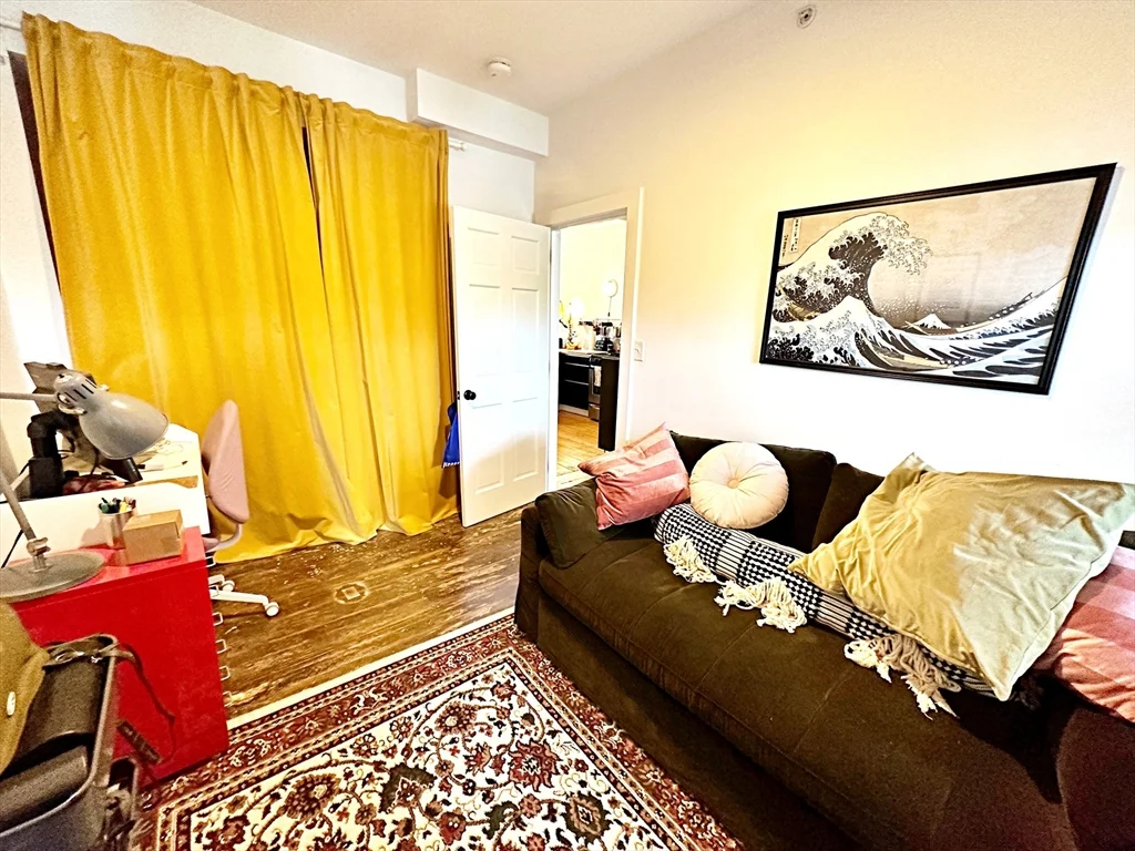 264 Sumner St, East Boston