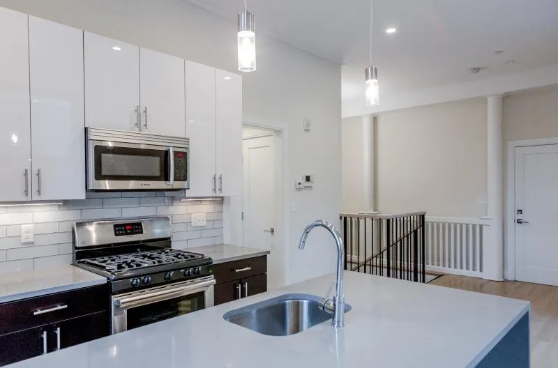 11 Newcomb St, Roxbury