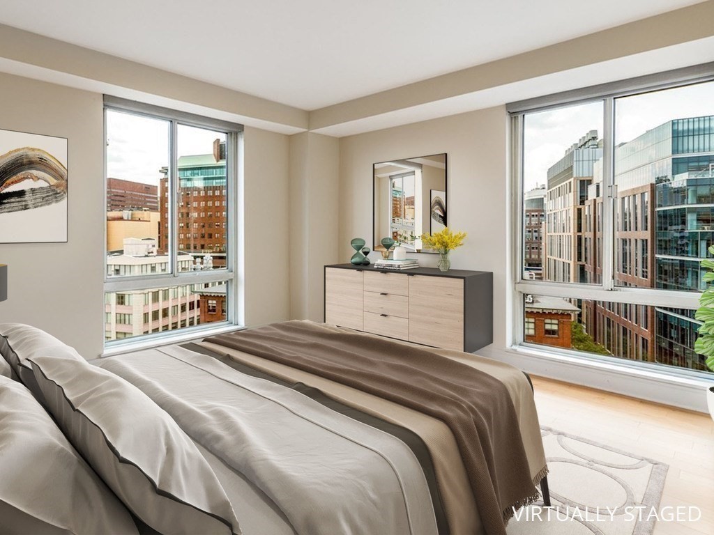 75-83 Cambridge Pkwa, East Cambridge