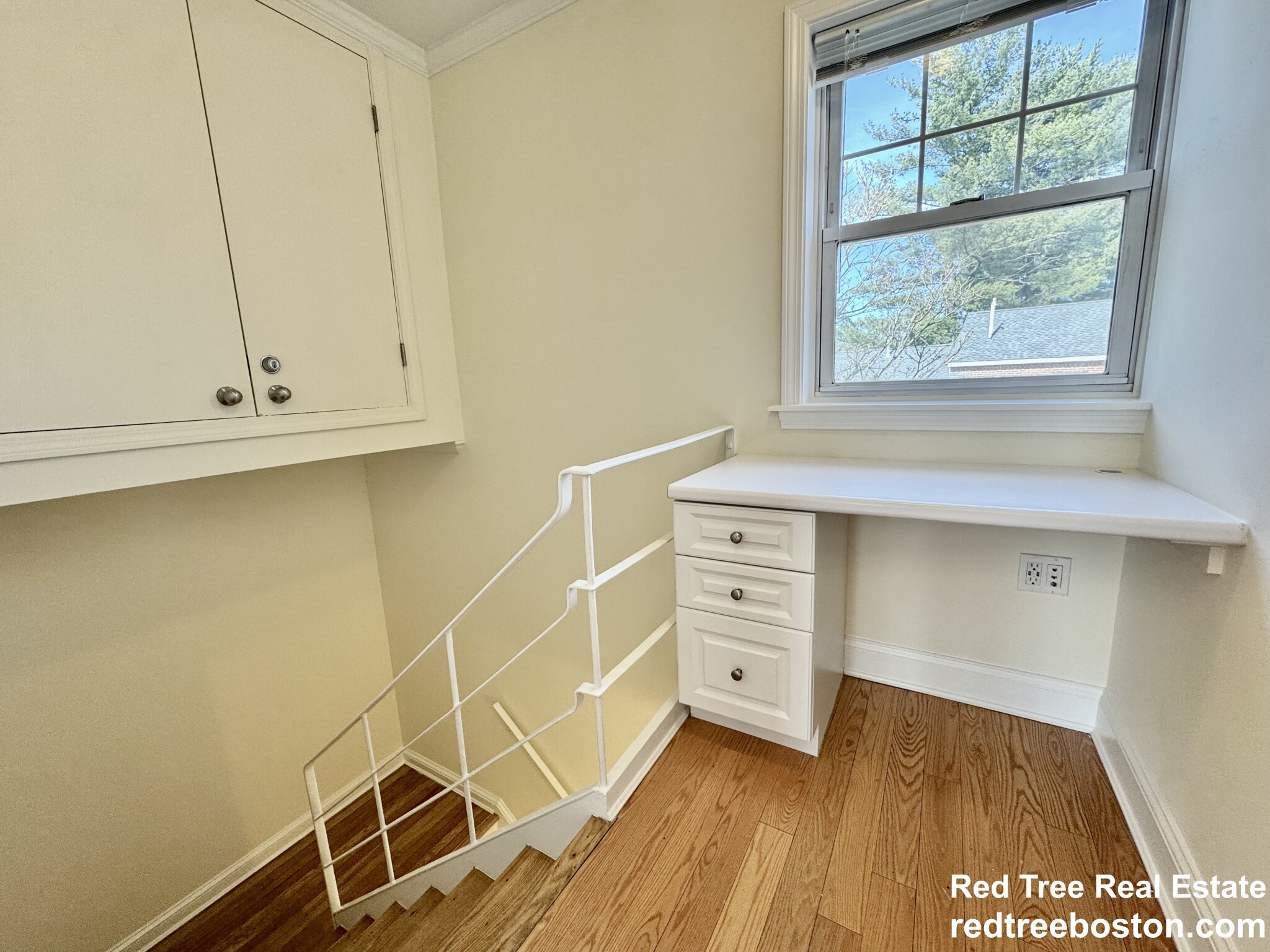 146 Independence Dr, Chestnut Hill