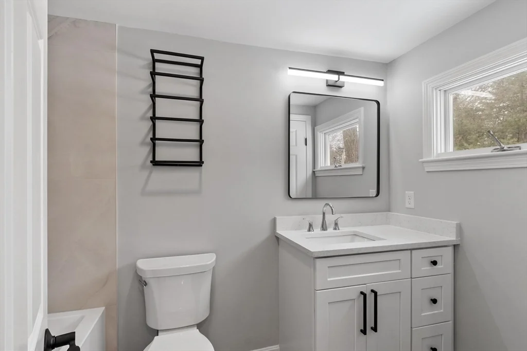 31 Birch Rd, Nabnasset