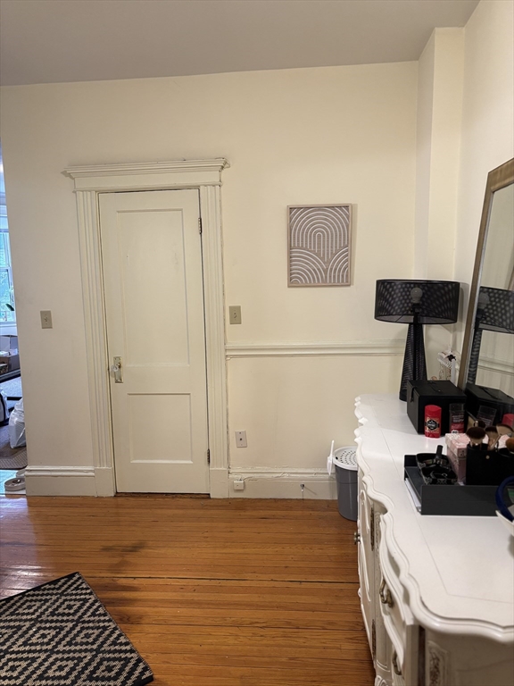 15 Queensberry St, Boston