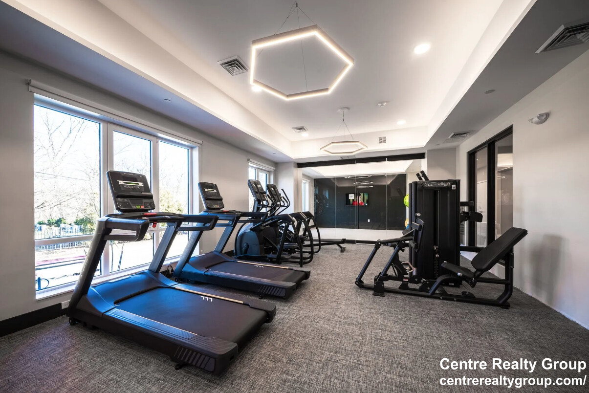 289 Walk Hill St, Roslindale