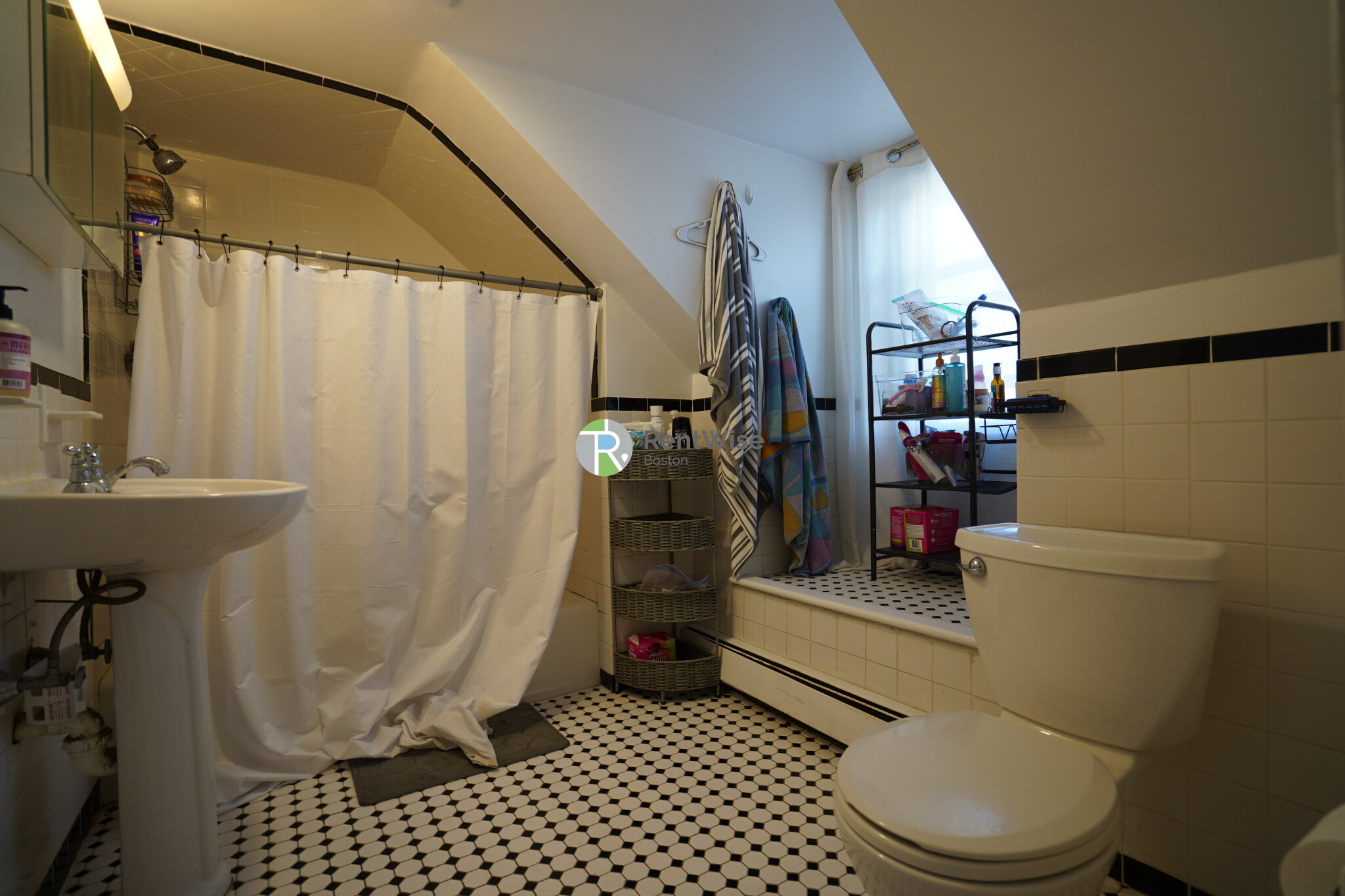 70 Chester St, Allston