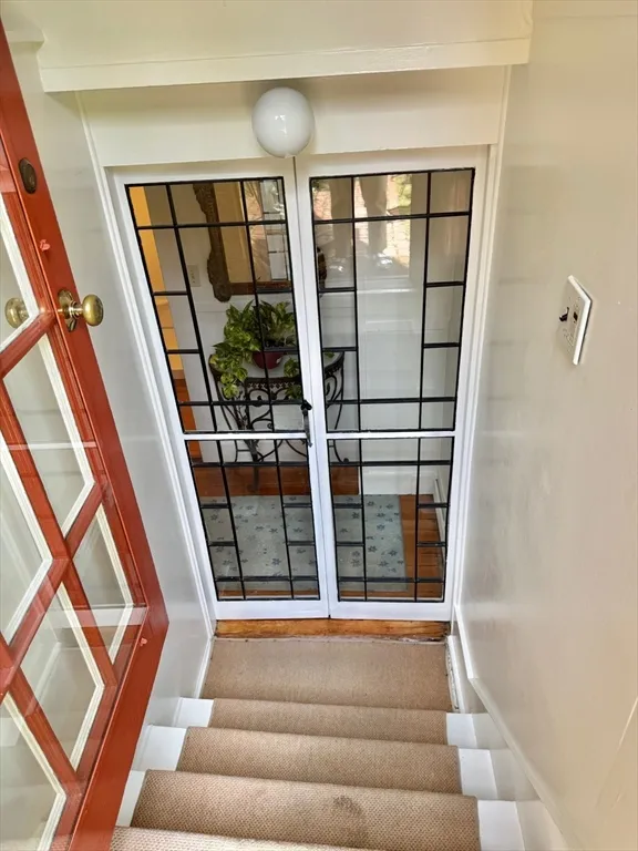 12 Humboldt St, Neighborhood Nine