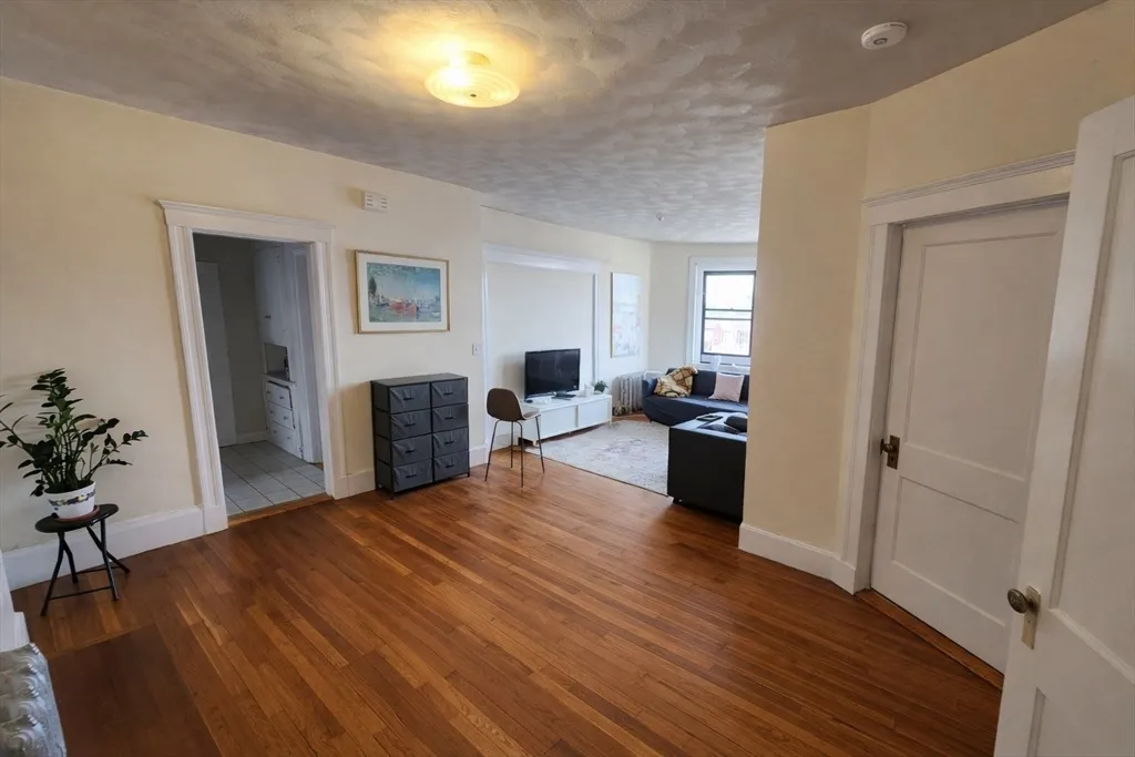 30 Claflin Rd, Aspinwall Hill