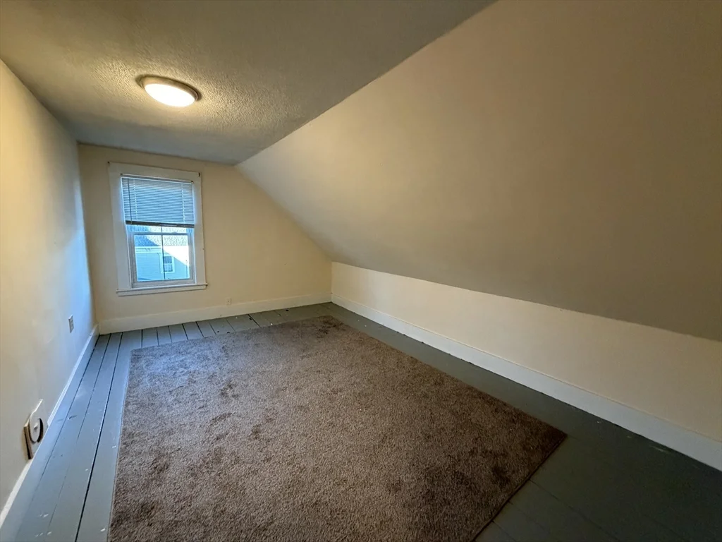 3-5 Locust, Amesbury