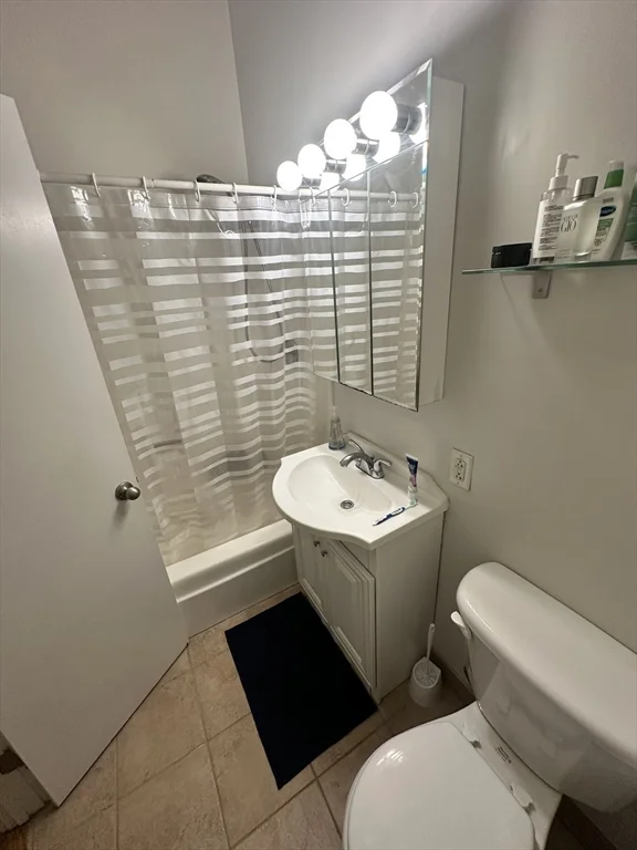 12 Stoneholm St, Back Bay