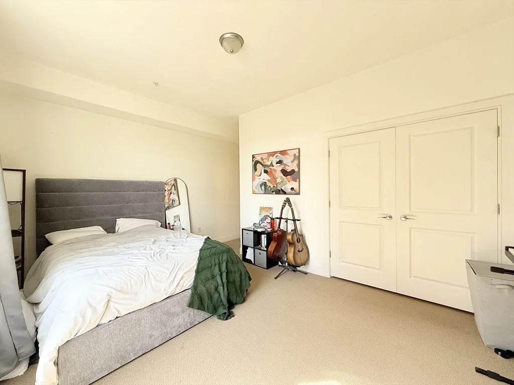 9 Gardner St, Allston