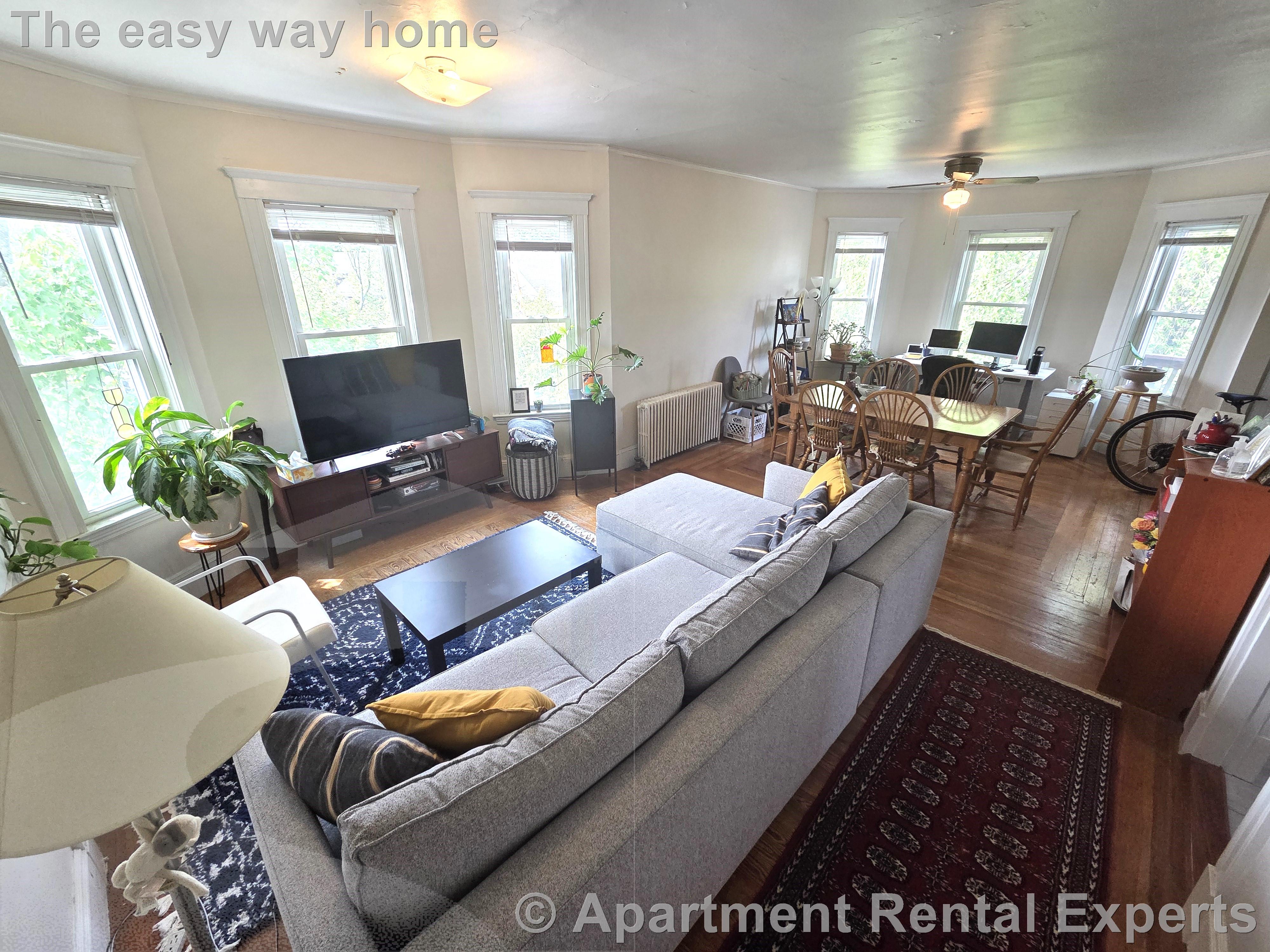 76 Lexington Ave, Davis Square