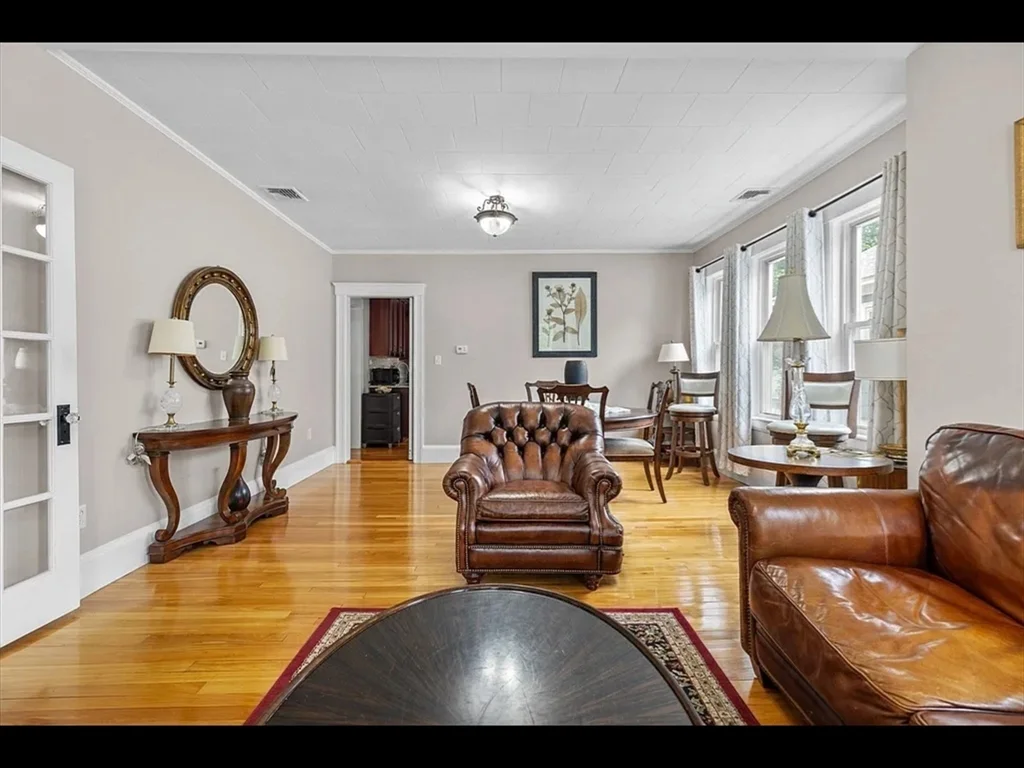 24 Lincoln St, North Andover