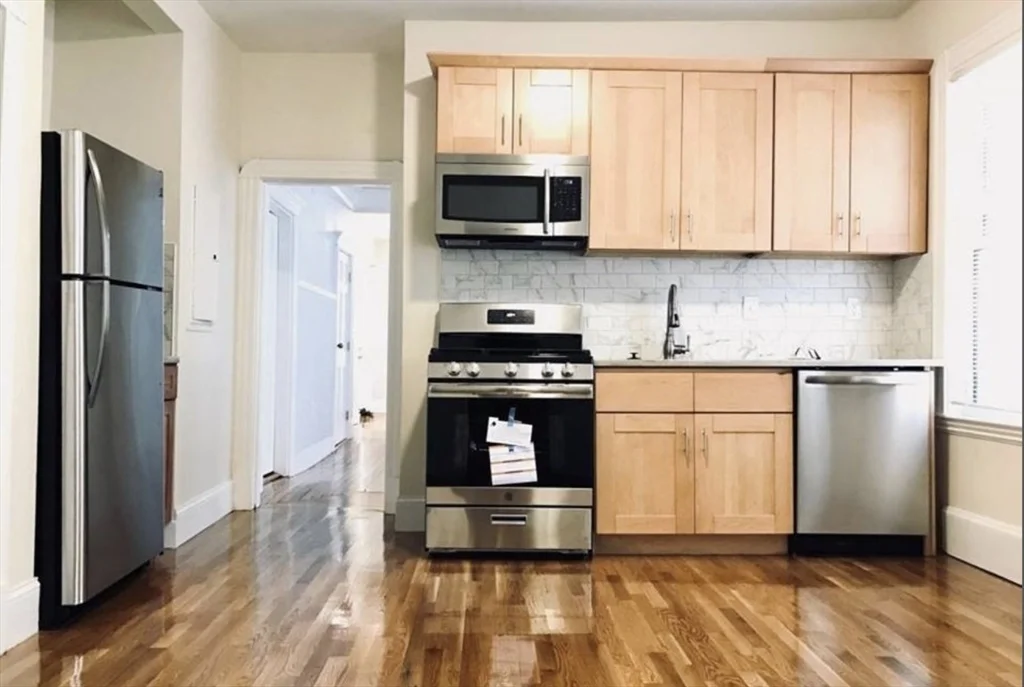 114-116 Thornton St, Roxbury