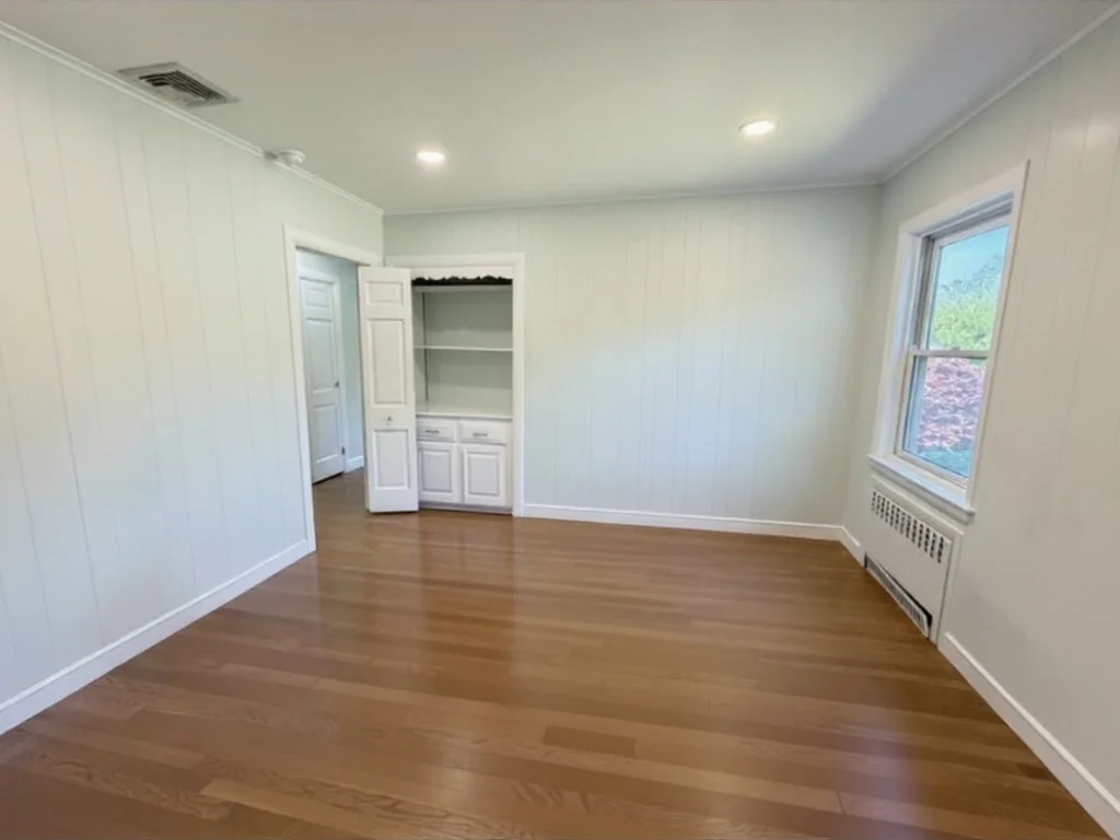 343 Bay Rd, Sharon