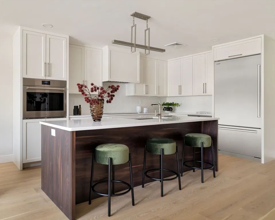 20 Kinmonth Rd, Newton