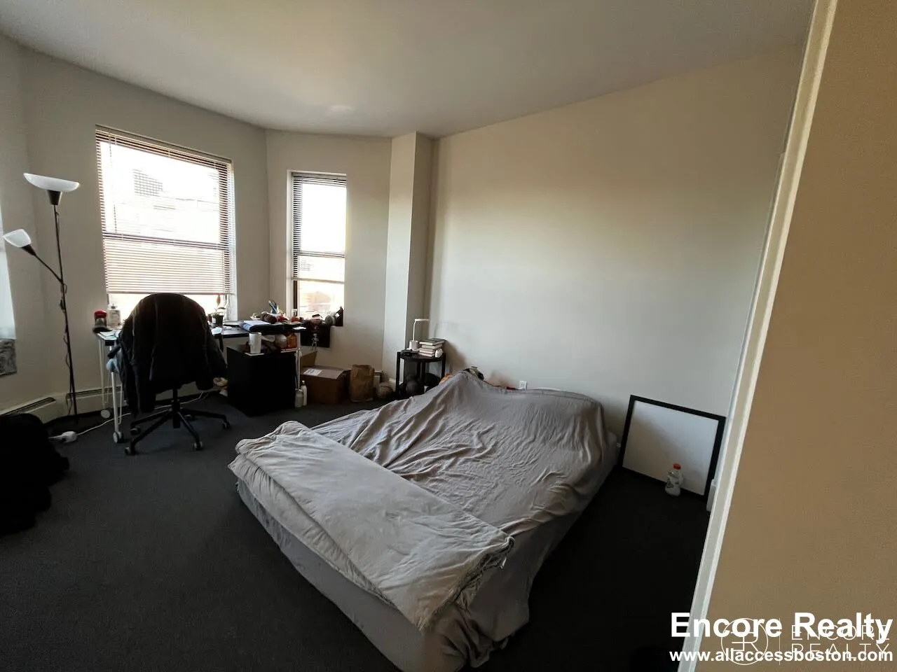 833 Beacon St, Fenway