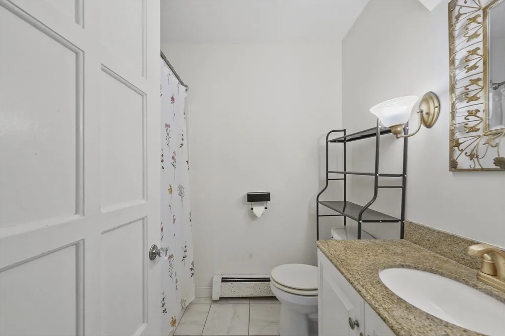 1337 Pleasant St, Worcester