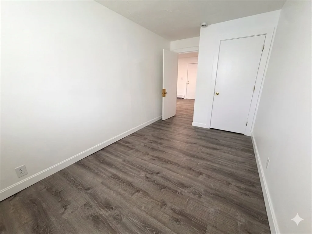 151 Adams St, Waltham