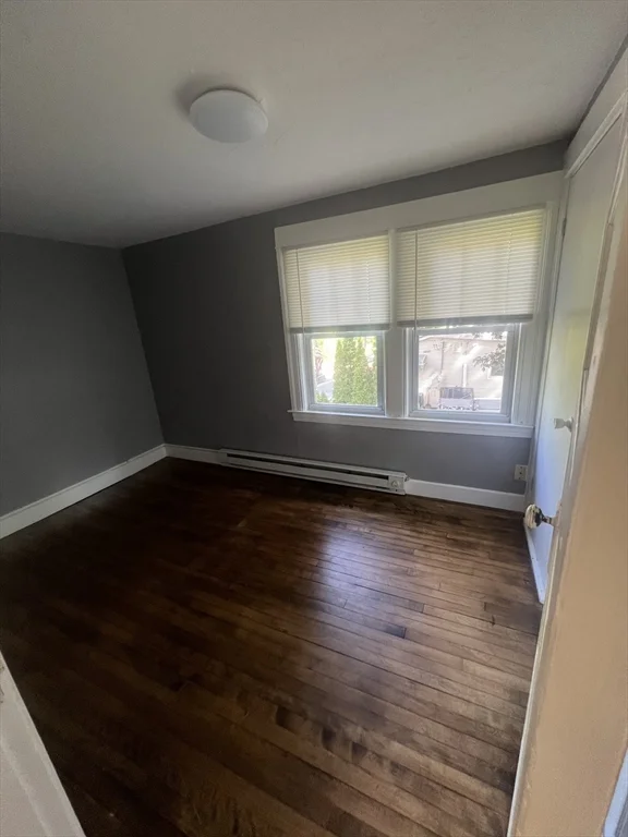 303 Lake Ave N, Worcester