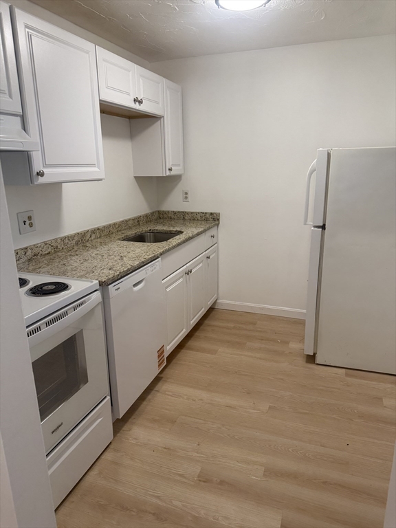 707 Bedford St, Abington