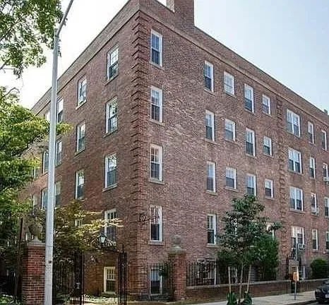 16 Chauncy St, Neighborhood Nine