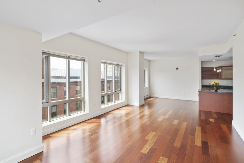 17 Otis St, East Cambridge