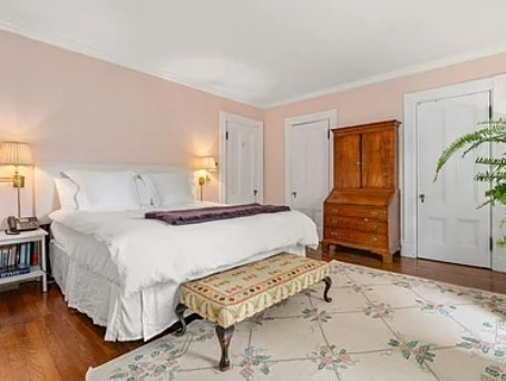 44 High St, Brookline Village