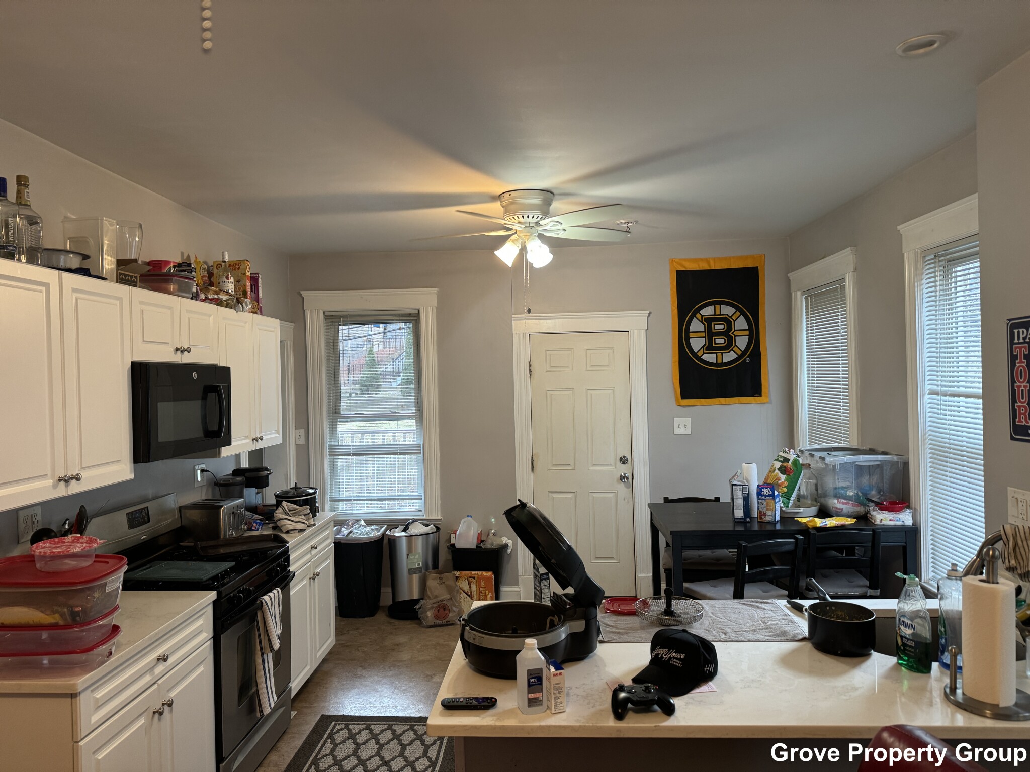 108 Hillside St, Mission Hill