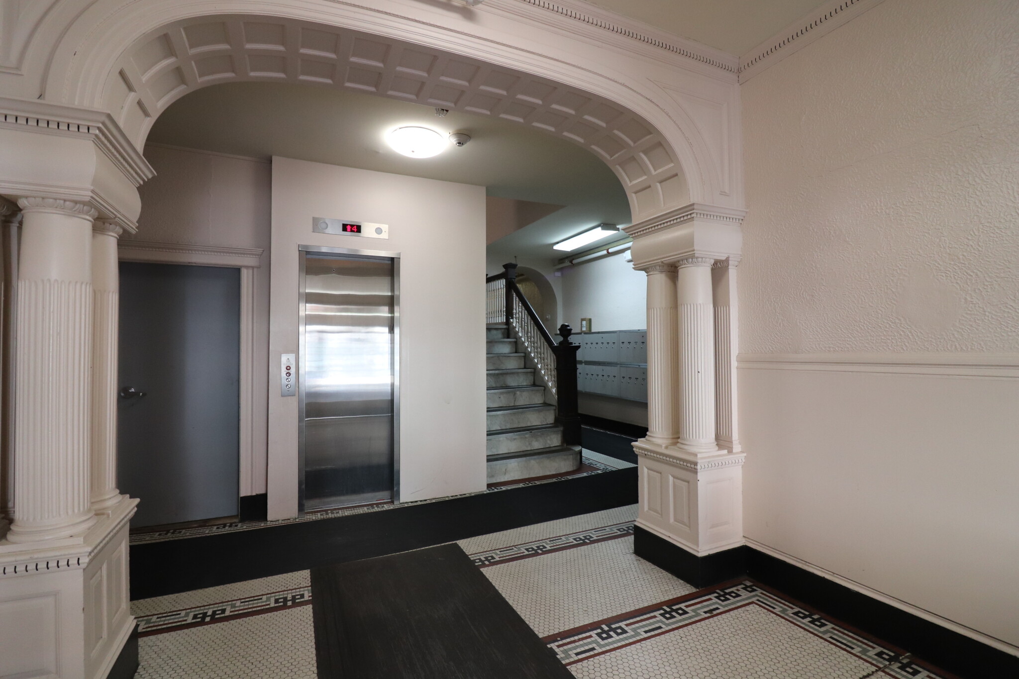 2 bed, 1 bath apartment for rent at 46 Westland Ave Unit 12A, Fenway — photo 11 of 13