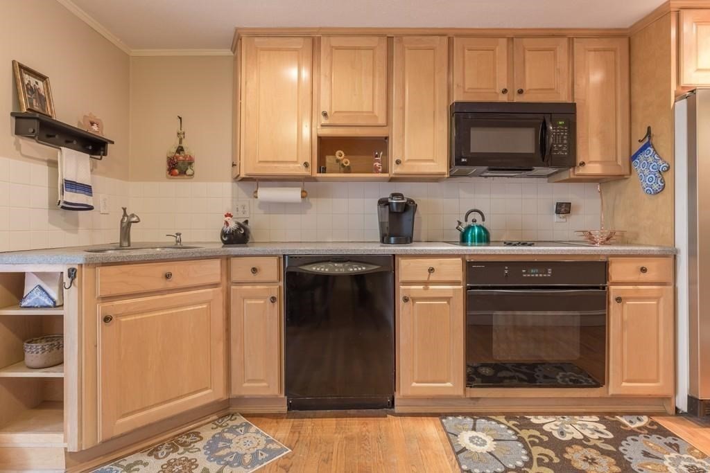 2 bed, 1 bath apartment for rent at 106 Marlborough St Unit 3, Back Bay — photo 4 of 6