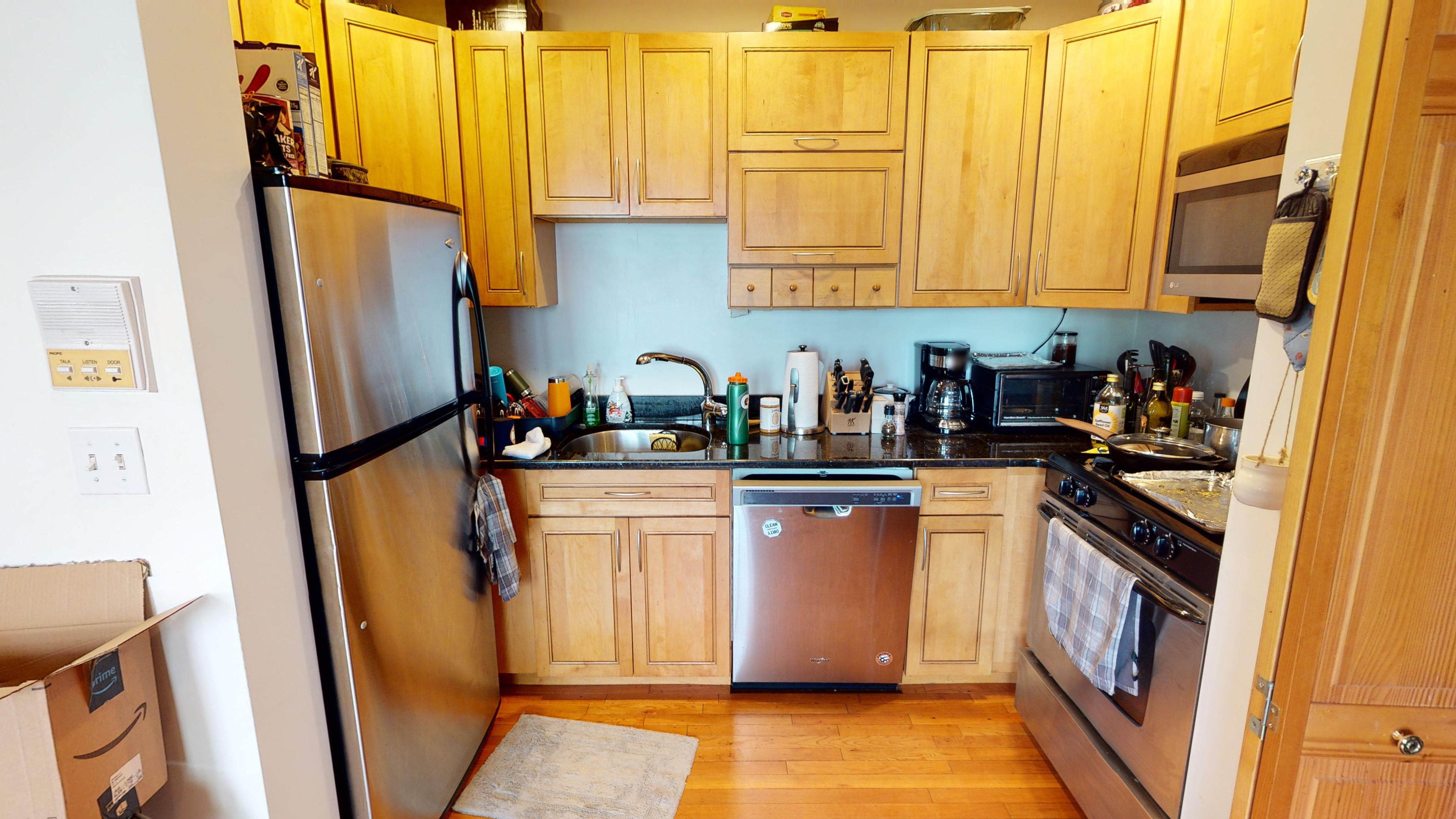 2 bed, 1 bath apartment for rent at 46 Lincoln St Unit 1L, Brighton — photo 3 of 9