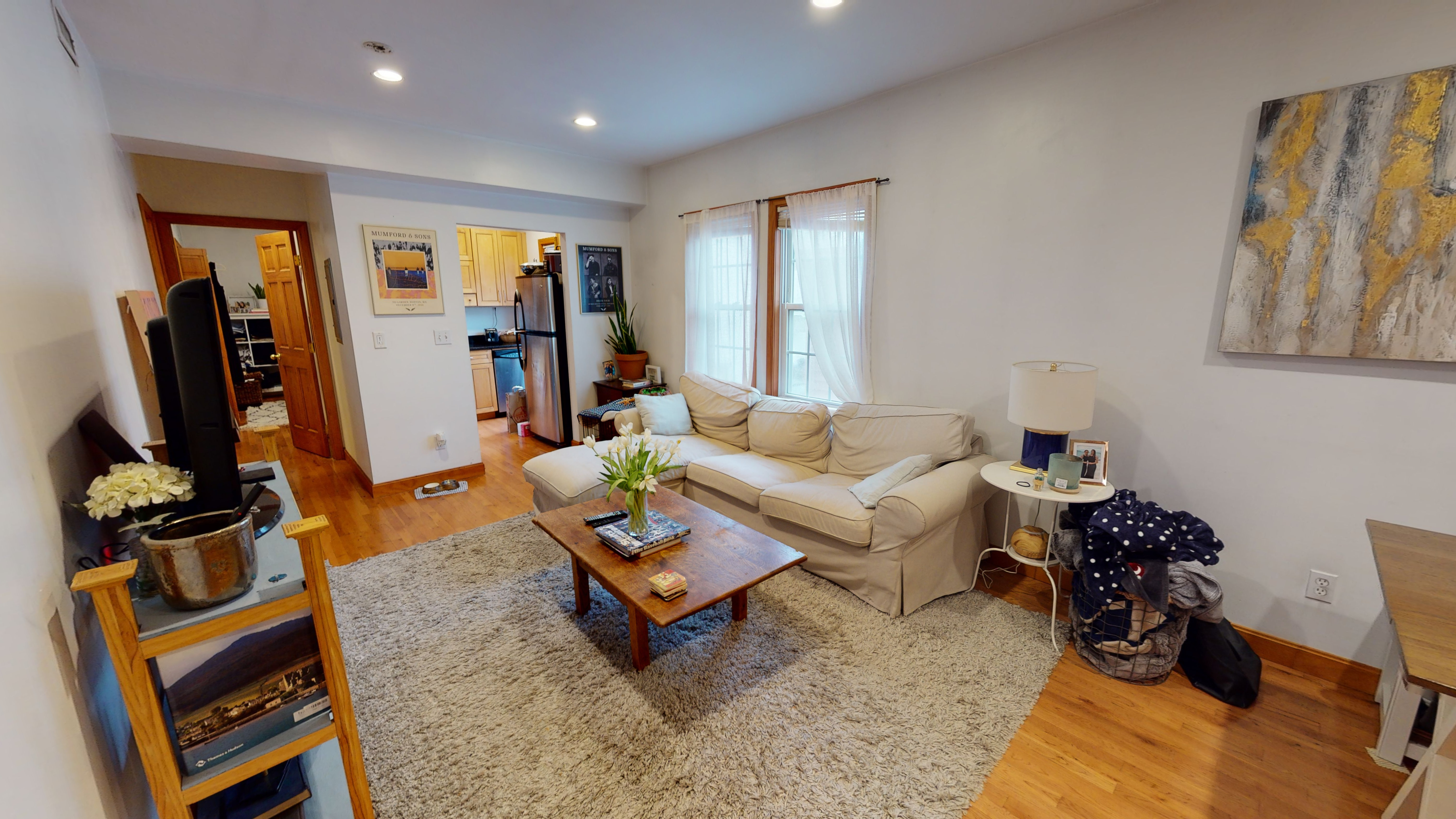 2 bed, 1.5 bath apartment for rent at 46 Lincoln St Unit 2R, Brighton — photo 4 of 8