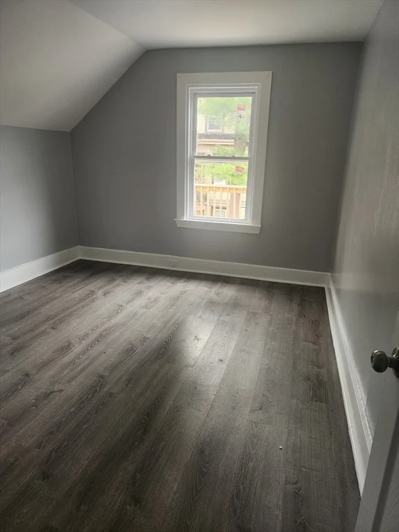 10-12 Michigan, Dorchester