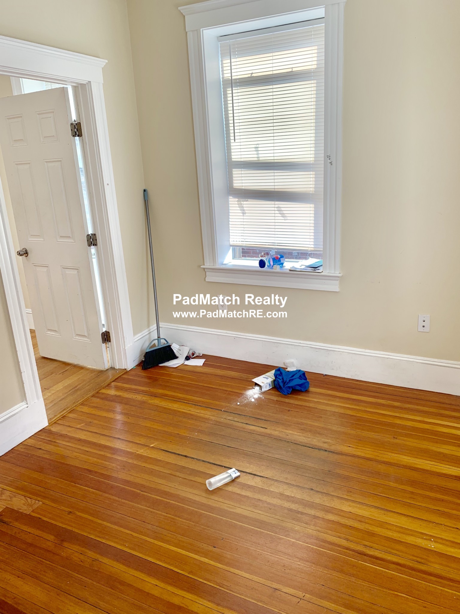 887 Huntington Ave, Mission Hill