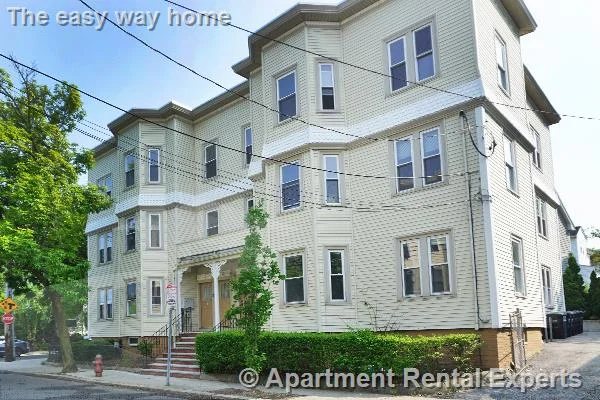 2 Ivaloo St, Porter Square