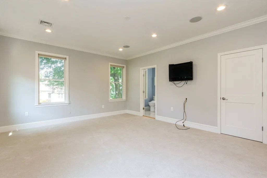 37 Philbrick Rd, Newton