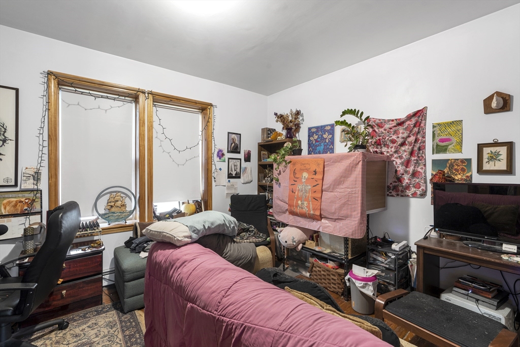 70 Empire St, Lower Allston