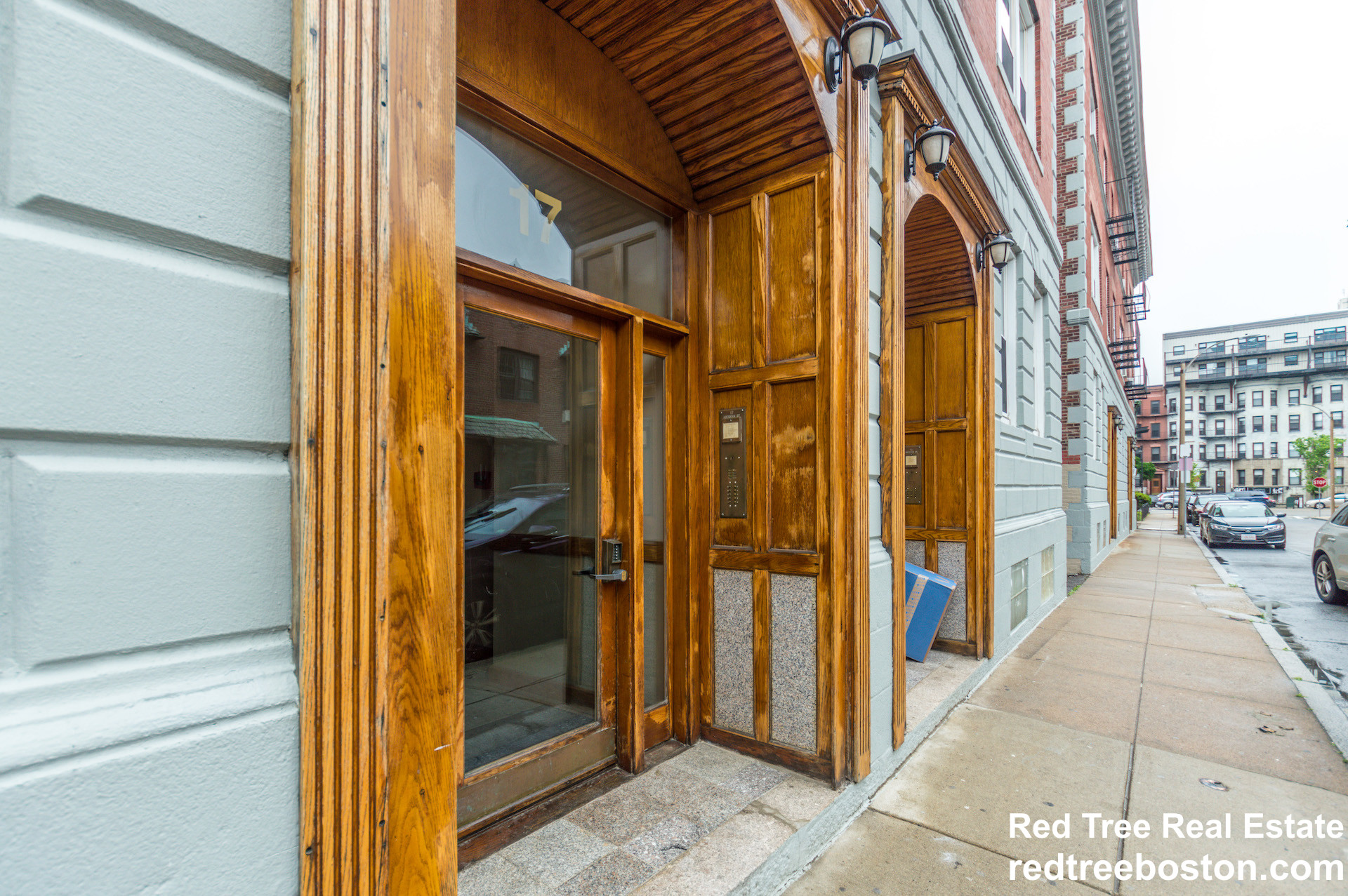 17 Aberdeen St, Fenway