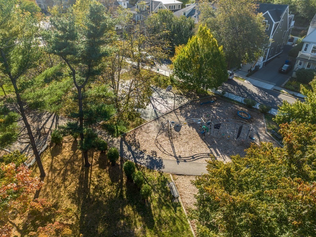 96 Verndale St, North Brookline