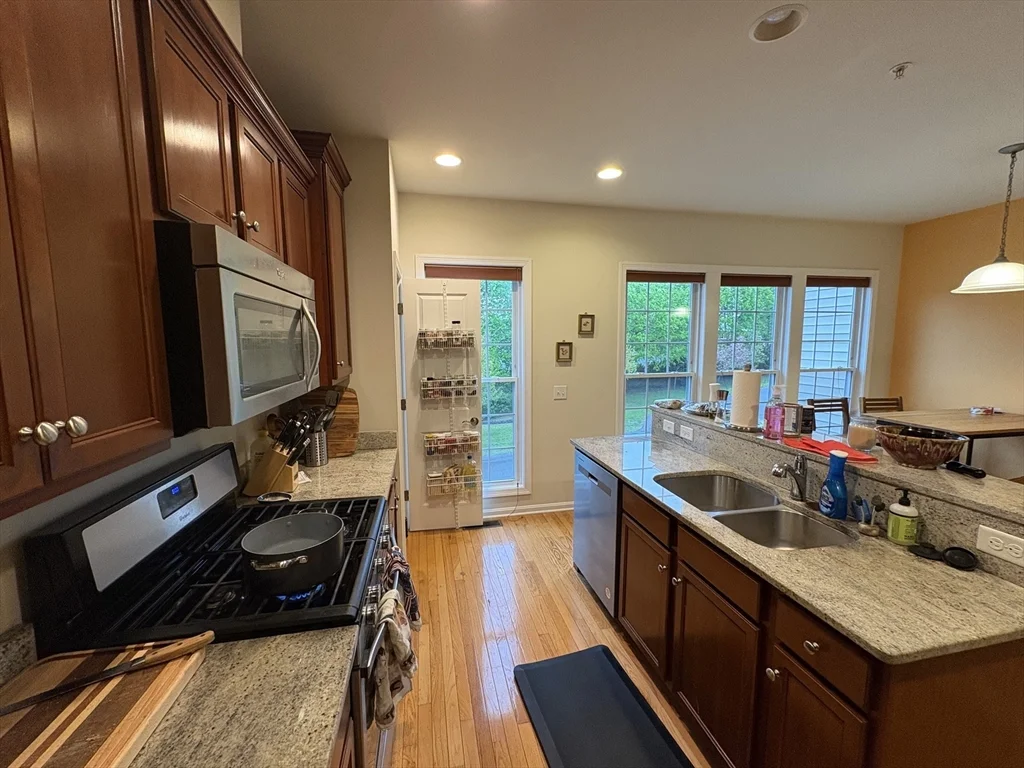 33 Jacob Way, Reading